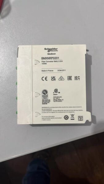 Conversor de Fibra RJ45 | Schneider Electric